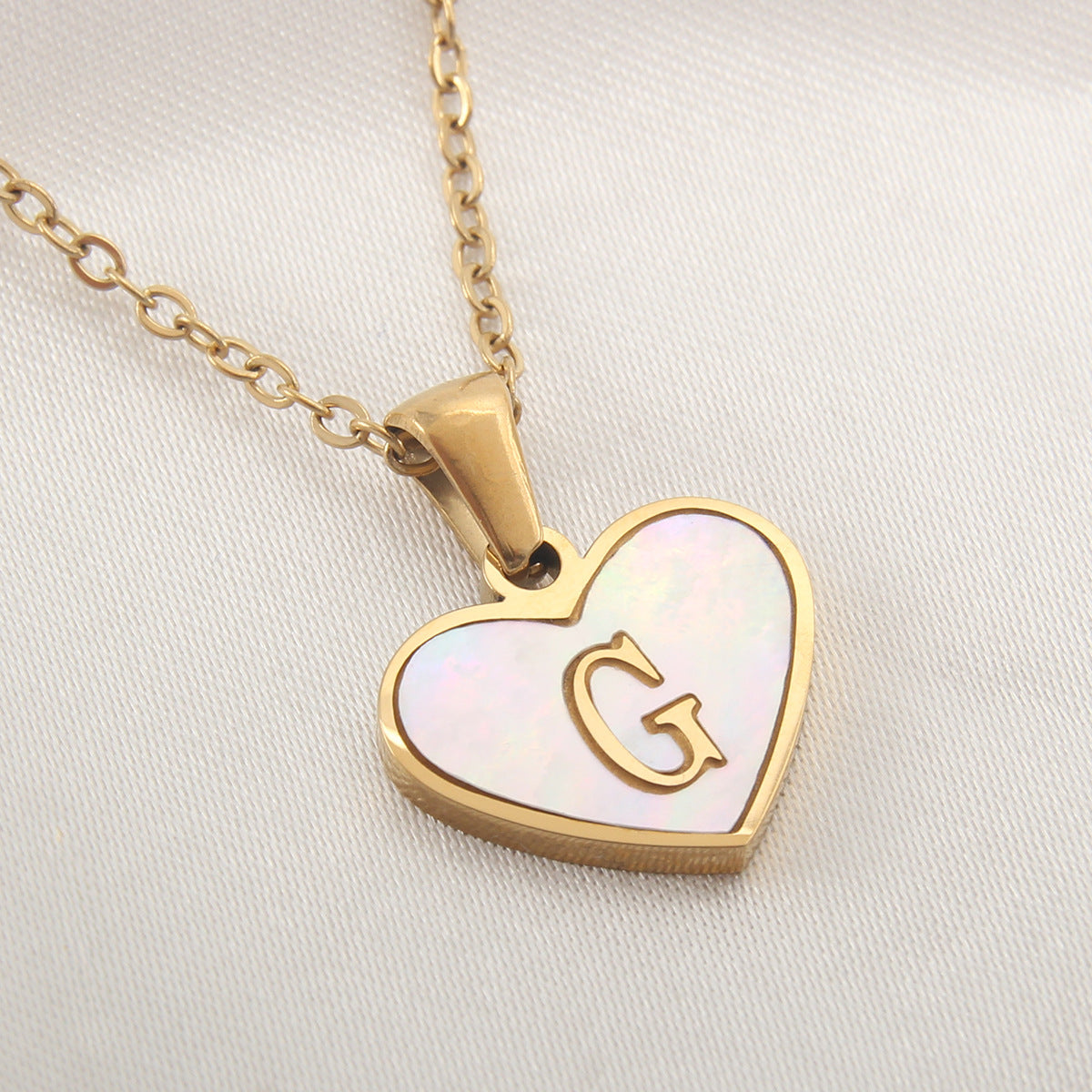 Heart-shaped Necklace with 26 Letters - White Shell Love Clavicle Chain - Perfect for Valentine's Day