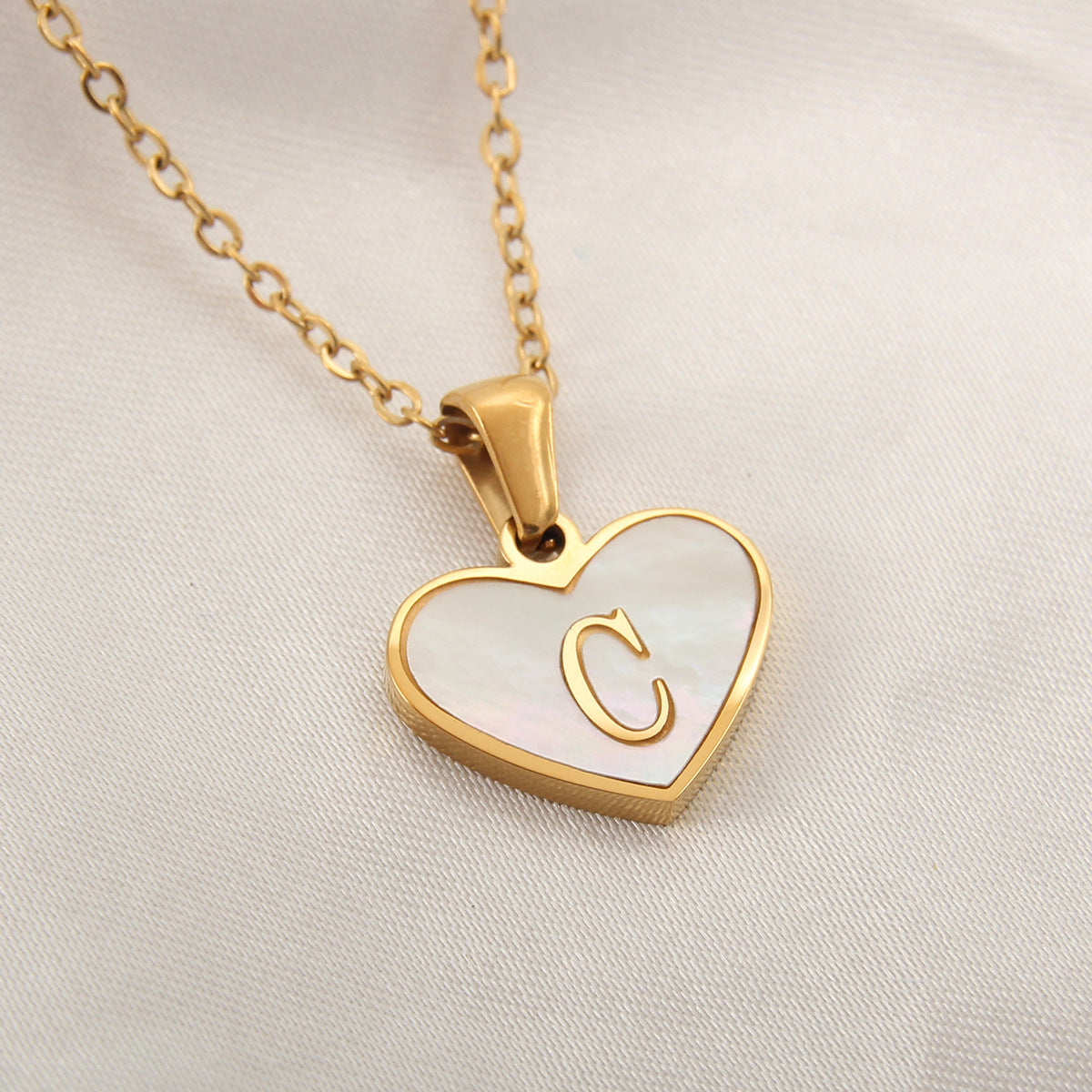 Heart-shaped Necklace with 26 Letters - White Shell Love Clavicle Chain - Perfect for Valentine's Day