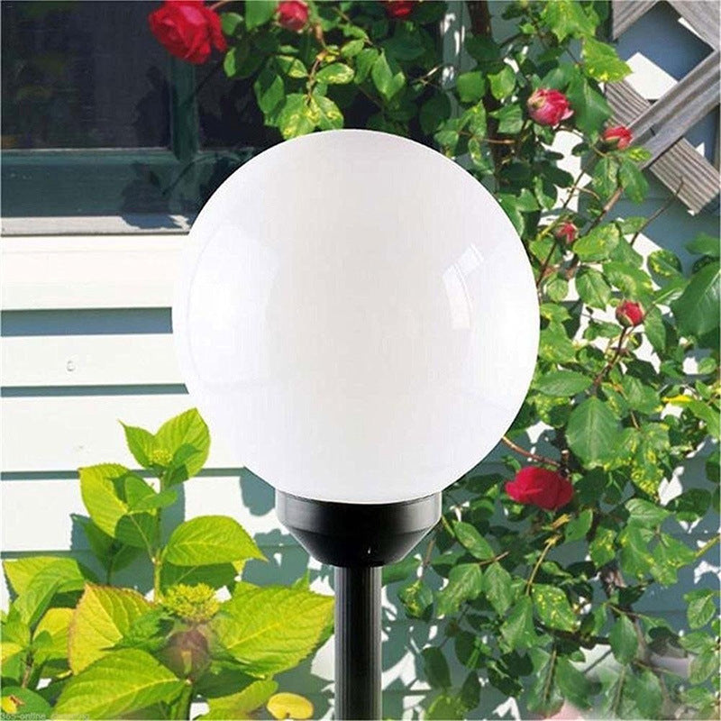 Solar lawn light