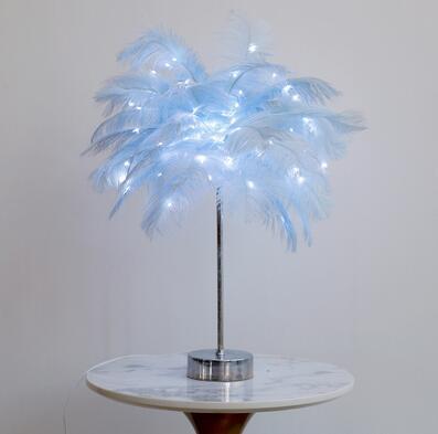 Nordic Ostrich Feather Desk Lamp - European Style Bedside Table Night Light Perfect for Girls' Room Decor