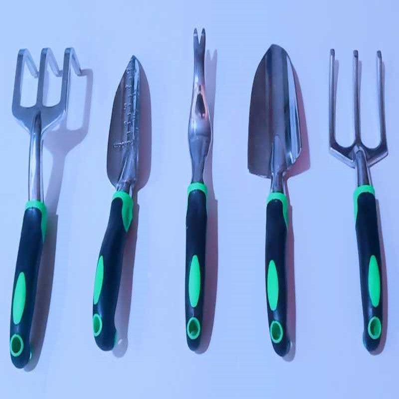 13-piece premium garden tool set crafted from high-quality materials