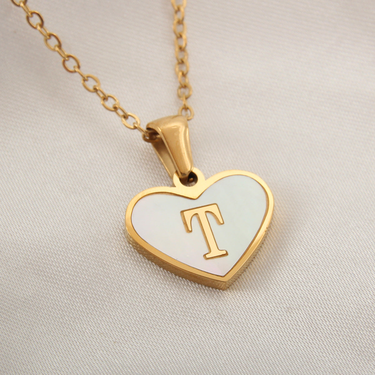 Heart-shaped Necklace with 26 Letters - White Shell Love Clavicle Chain - Perfect for Valentine's Day