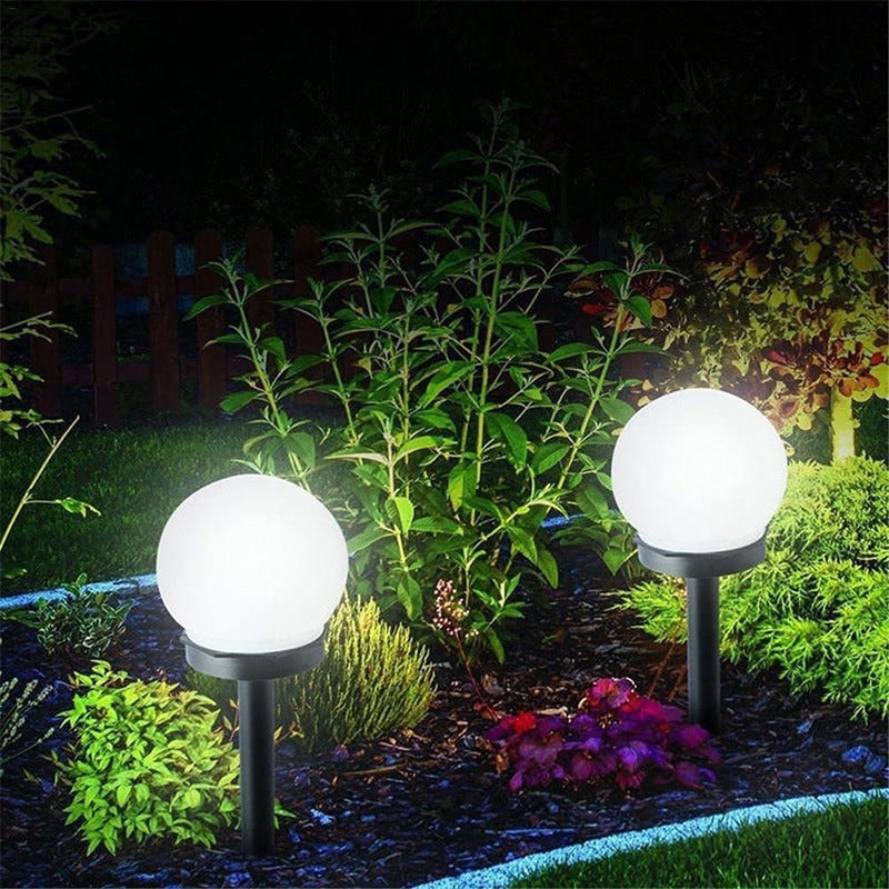 Solar lawn light