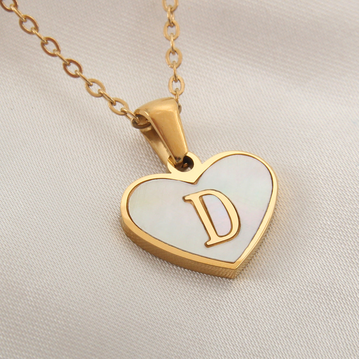 Heart-shaped Necklace with 26 Letters - White Shell Love Clavicle Chain - Perfect for Valentine's Day