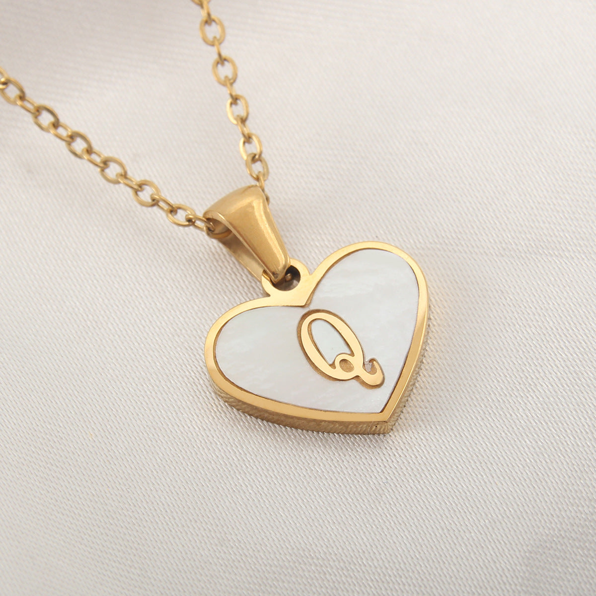 Heart-shaped Necklace with 26 Letters - White Shell Love Clavicle Chain - Perfect for Valentine's Day